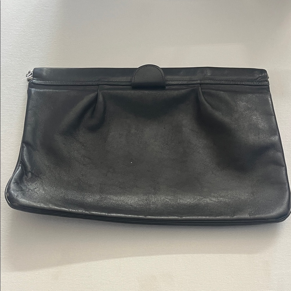 Phillippe Chic Black Leather Wristlet